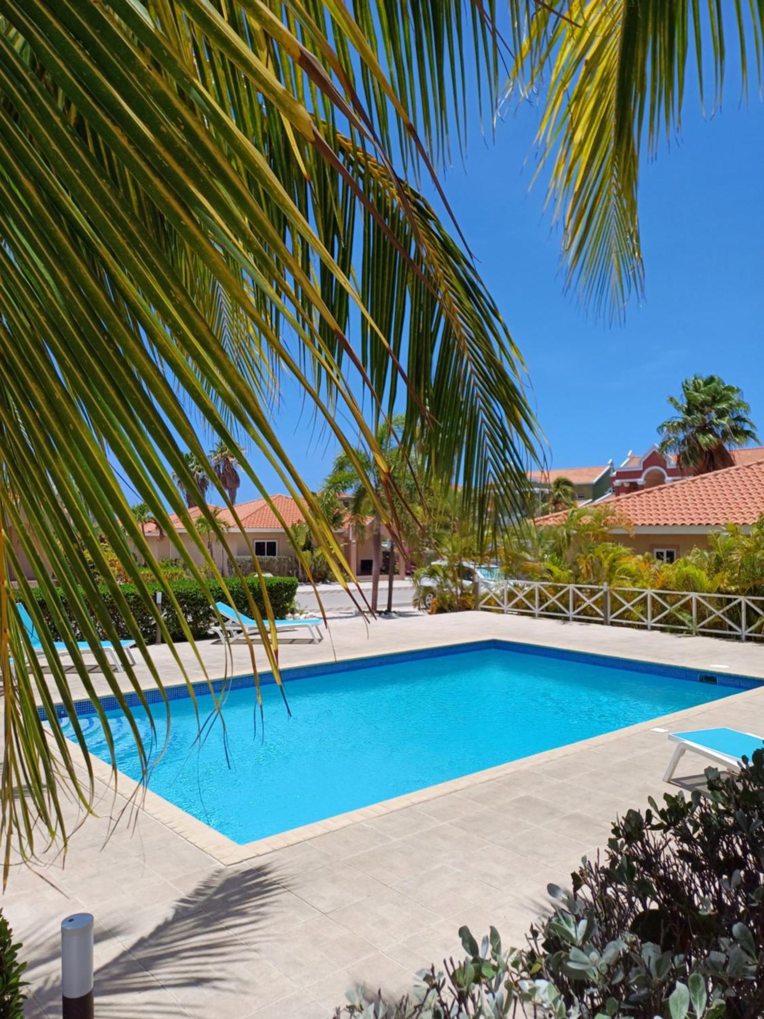 Caribbean Beach Resort Blenchi Curacao Виллемстад Экстерьер фото