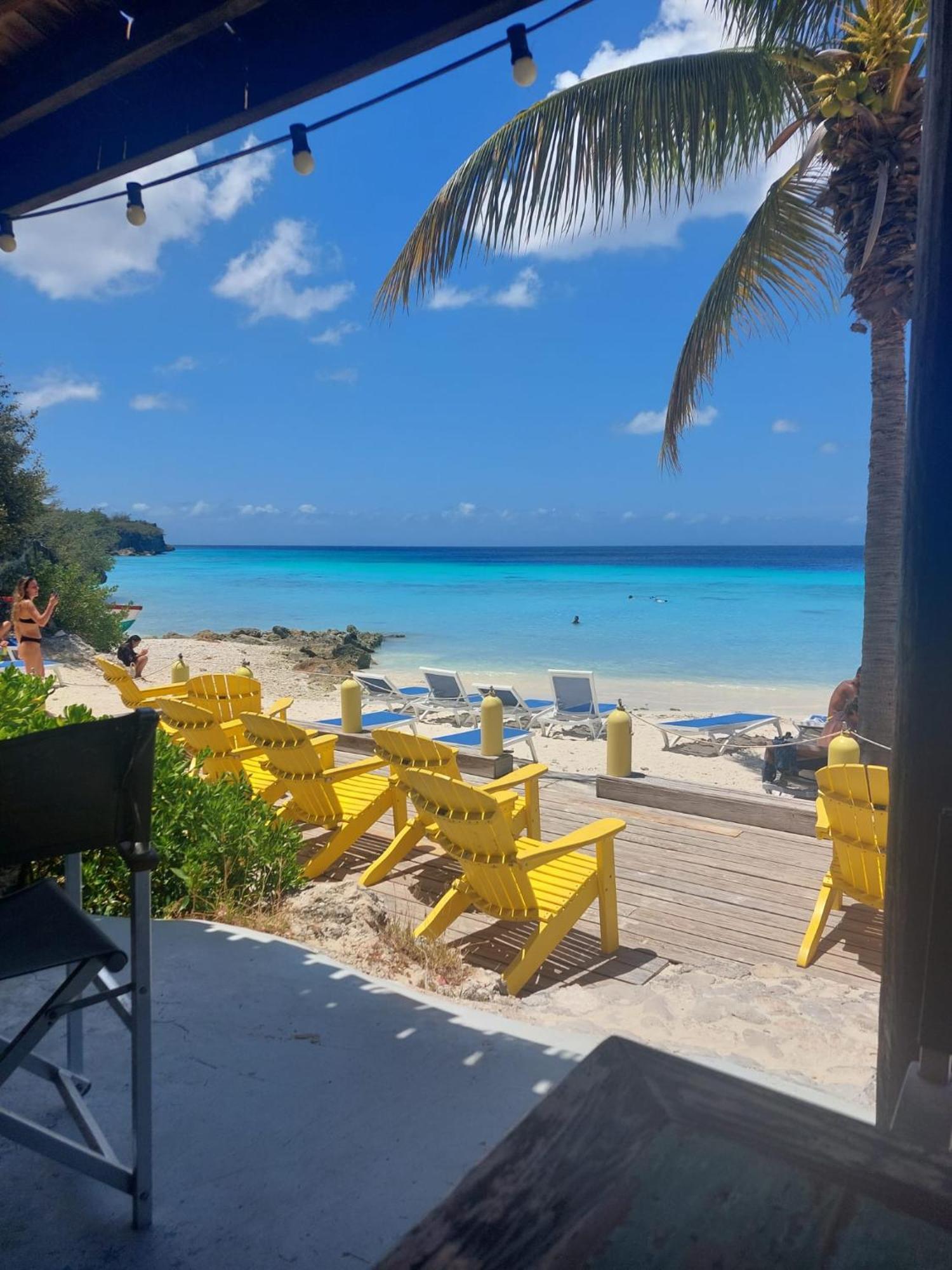 Caribbean Beach Resort Blenchi Curacao Виллемстад Экстерьер фото